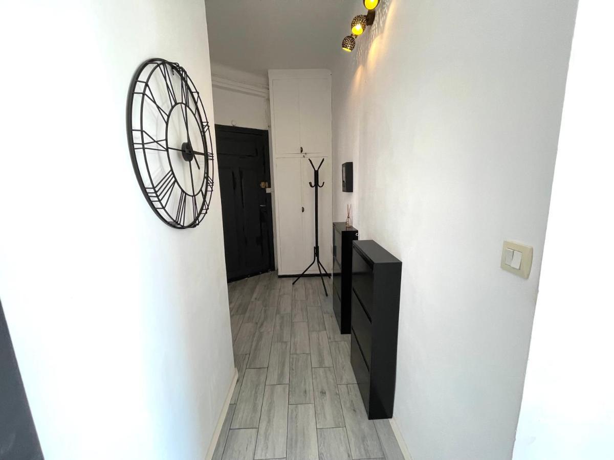 Calvi T2 Climatise, Wifi, Centre-Ville, A Proximite Plage, Commerces, Taxi & Gare, Vue Plage & Montagne Екстер'єр фото